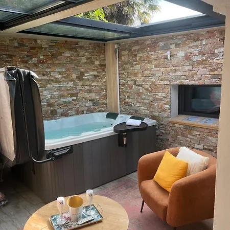 Avec Prive Holiday home