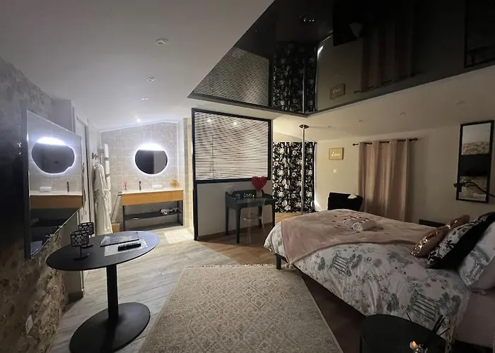 Avec Prive Le Perrier